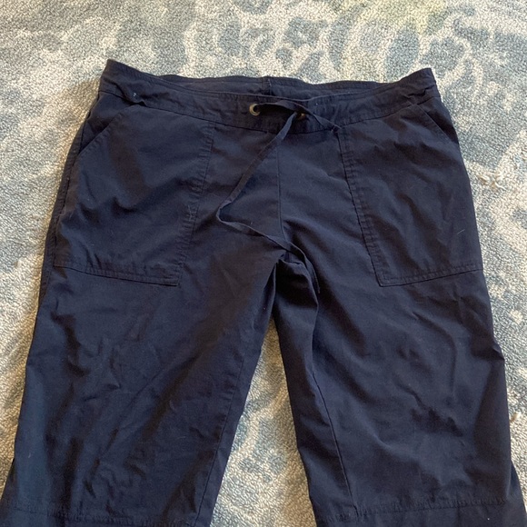 Prana- black shorts medium - Picture 1 of 4